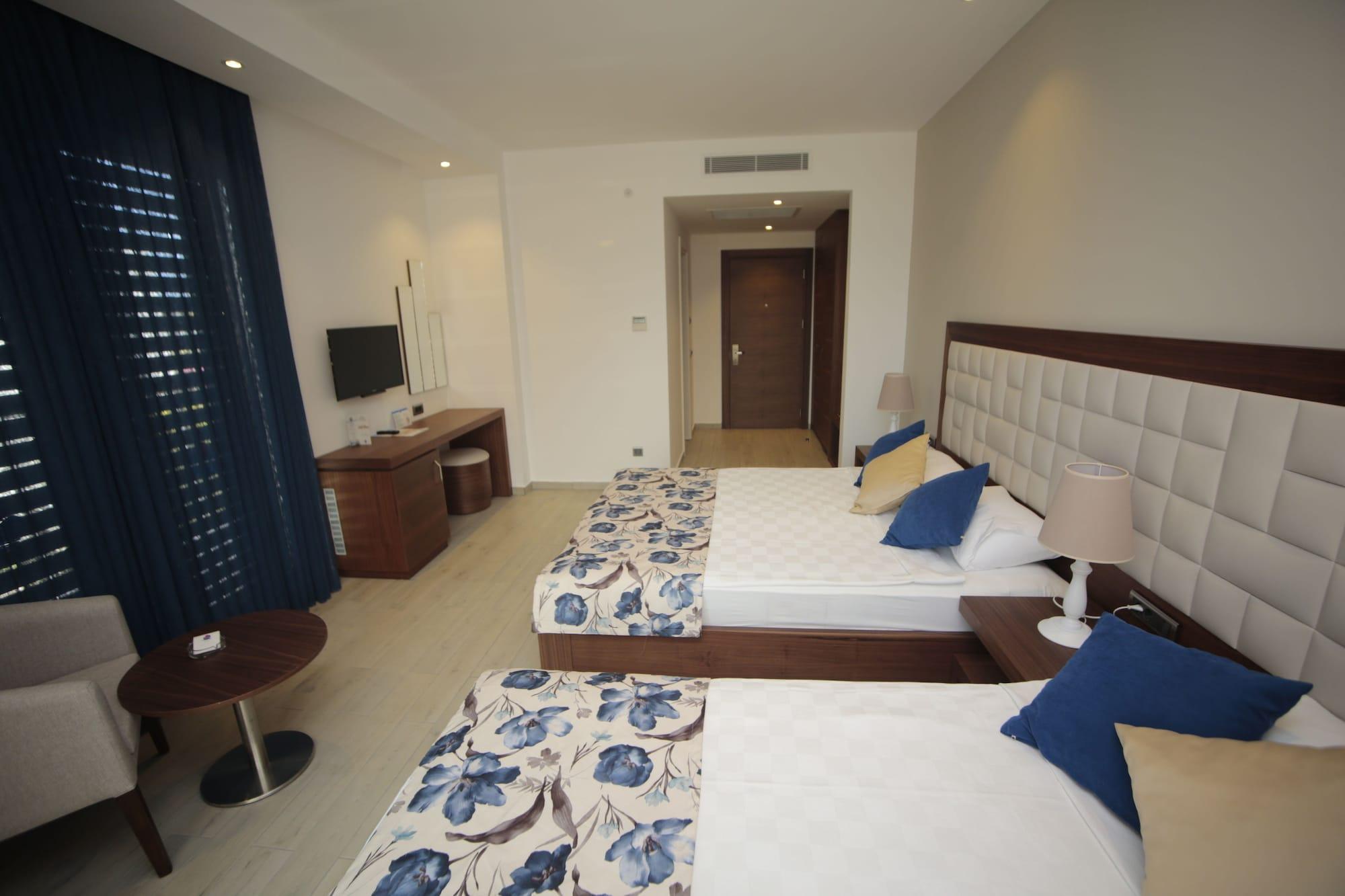 Club Kastalia Holiday Village โคนัคคลึ ภายนอก รูปภาพ