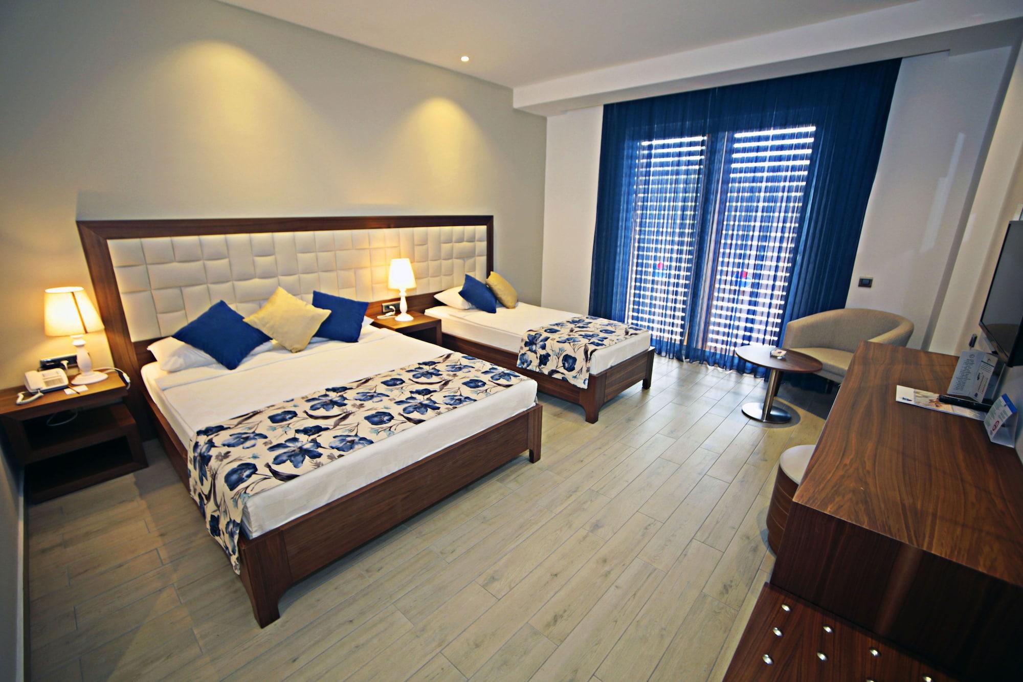 Club Kastalia Holiday Village โคนัคคลึ ภายนอก รูปภาพ