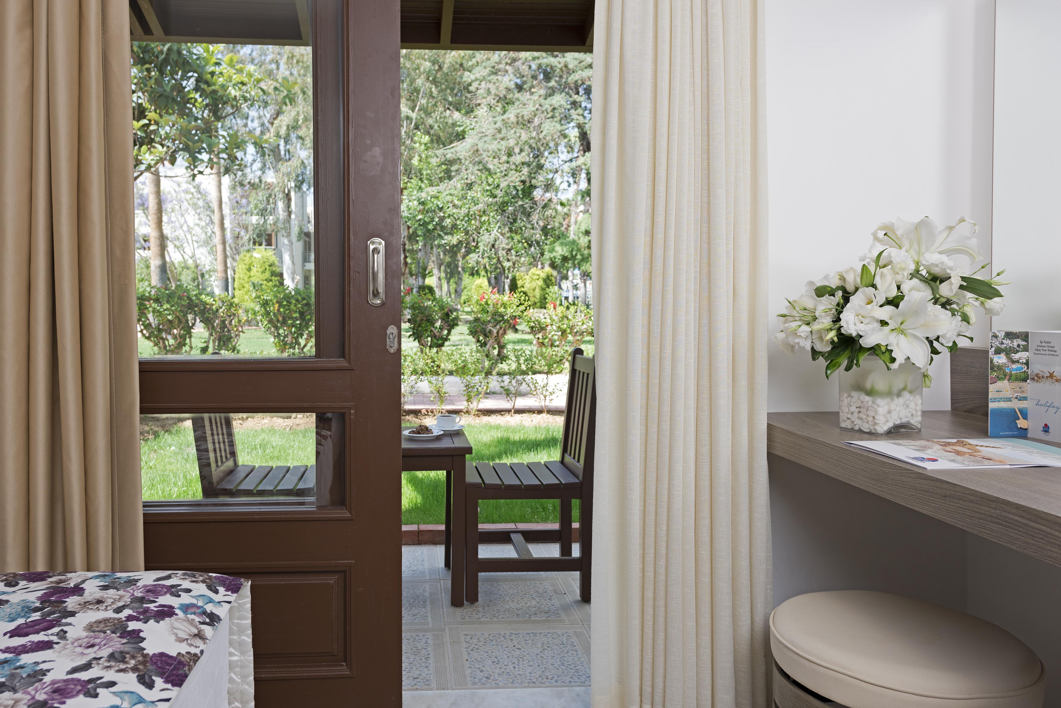 Club Kastalia Holiday Village โคนัคคลึ ภายนอก รูปภาพ