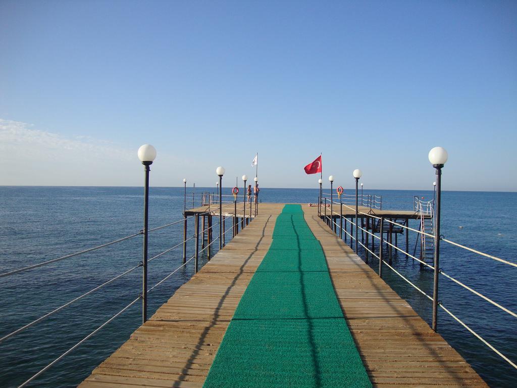 Club Kastalia Holiday Village โคนัคคลึ ภายนอก รูปภาพ