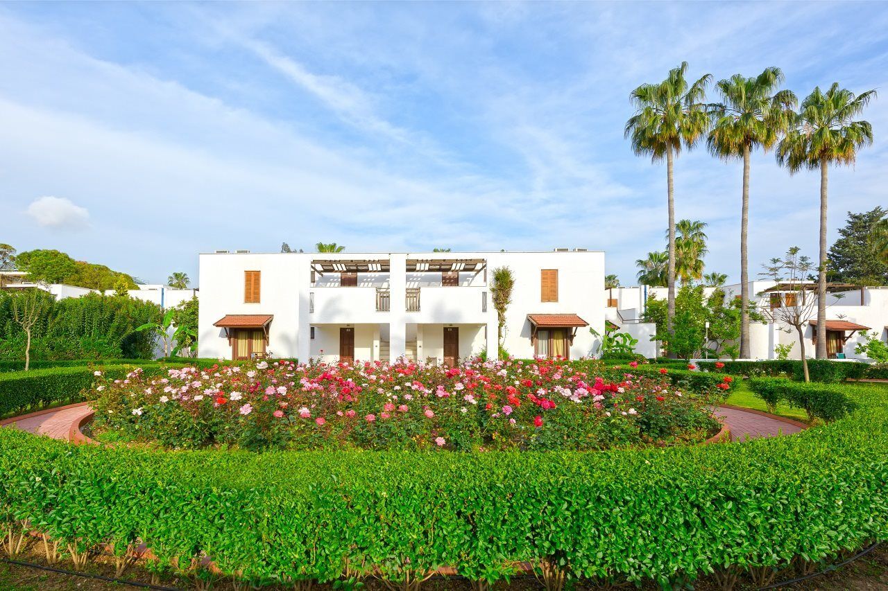 Club Kastalia Holiday Village โคนัคคลึ ภายนอก รูปภาพ